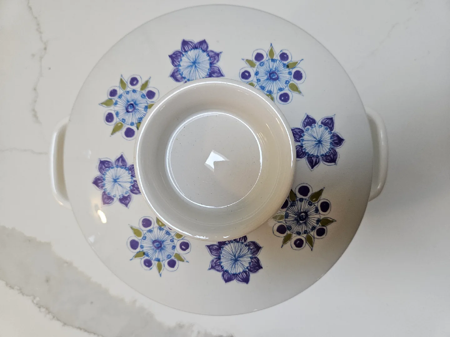 Vintage Figgjo Flint Norway Turi Lotte White Blue Dish With Lid image indicator(2)