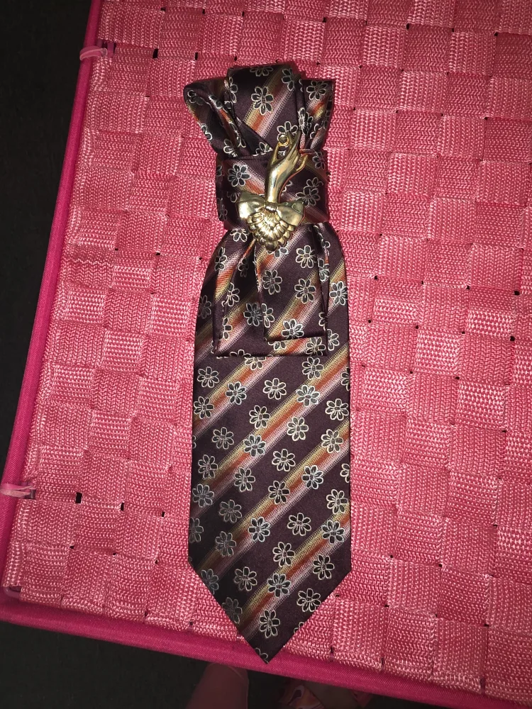 Flower Patterned Tie with Pin thumbnail