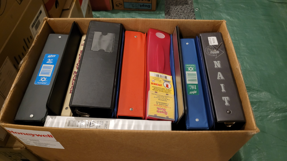 Box of Binders -- Various Sizes with most being D-ring