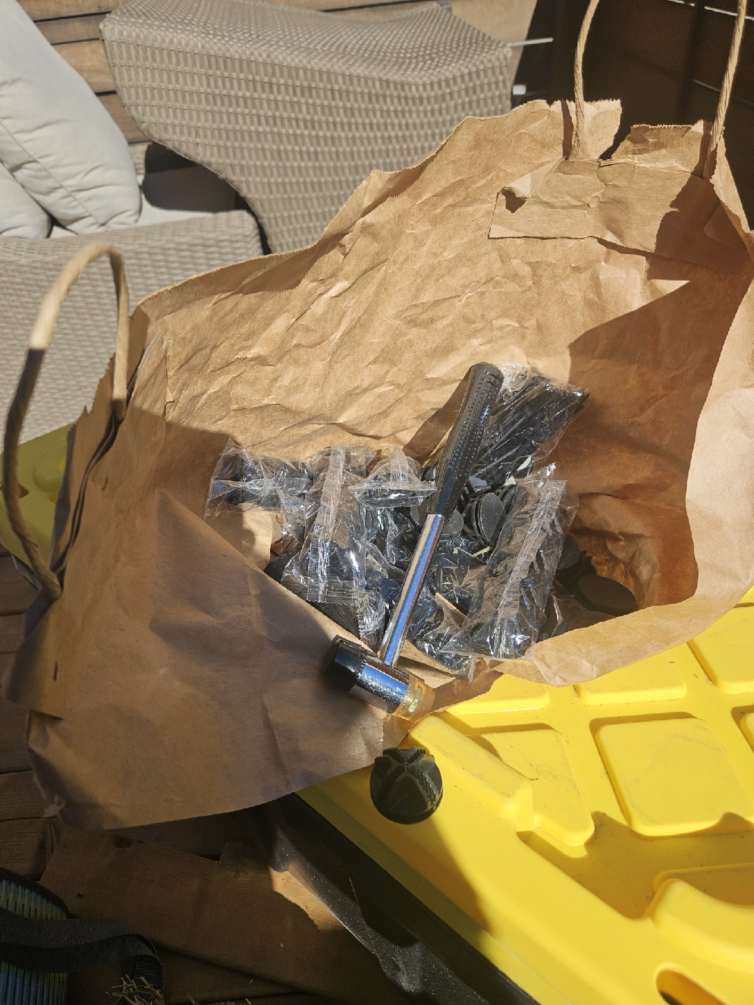 plastic connectors for 12 inx12 in metal gate