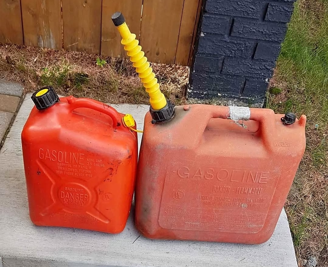 Jerry Cans 9.5L & 15L capacity