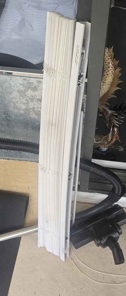 White Vinyl Window Blinds - photo 2