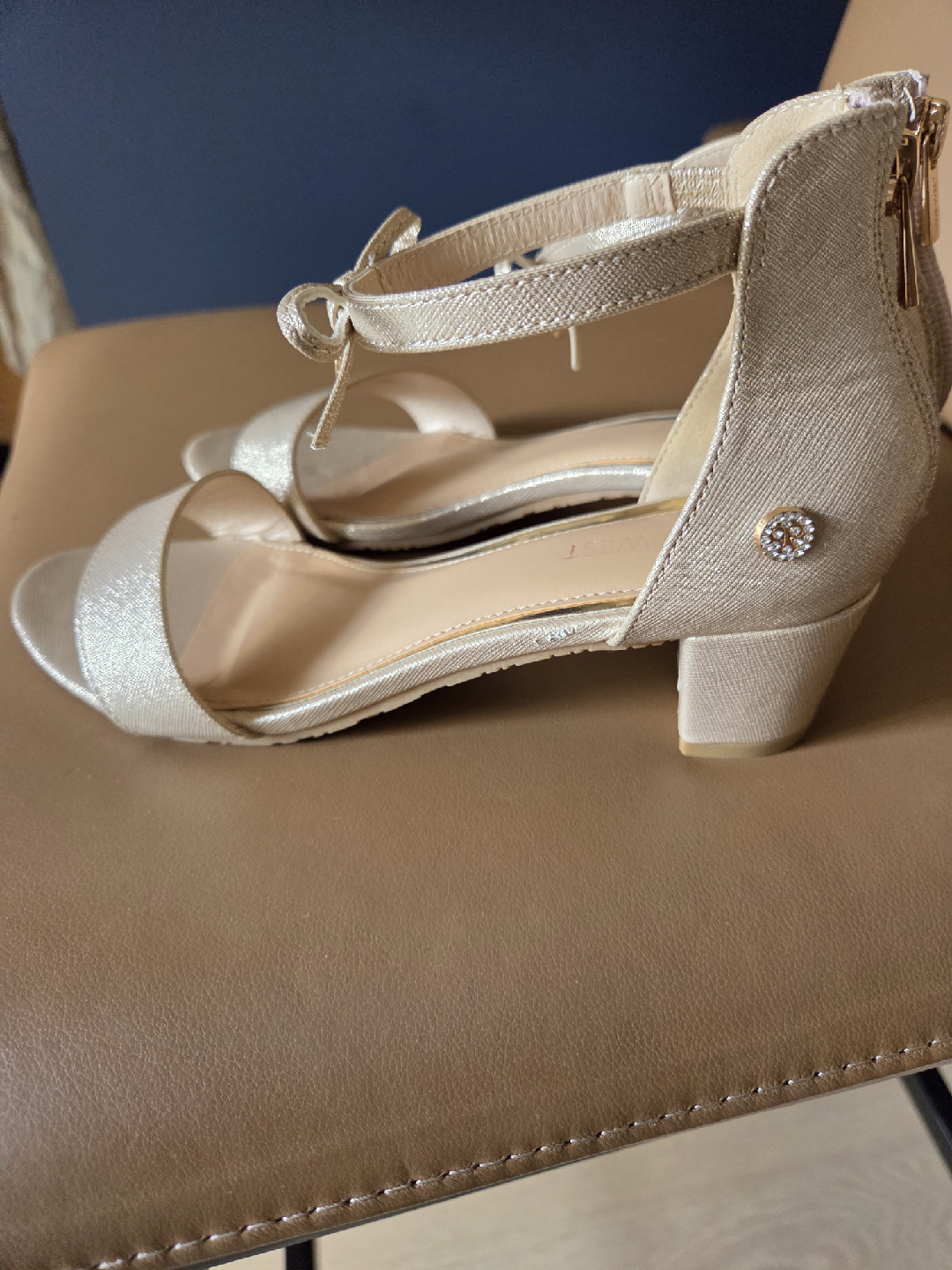 Nine West Gold Sandals - Size 7 - photo 2