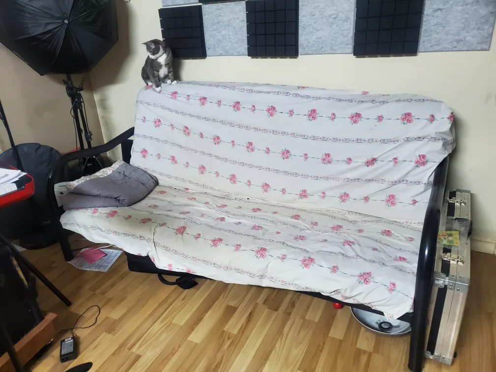 Black Metal Futon Frame - Good Condition thumbnail
