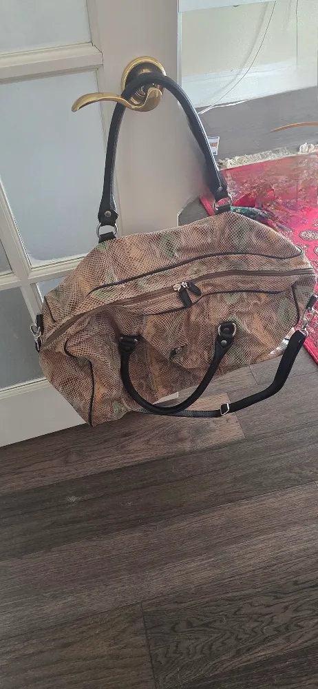 Imedici Italian Leather Travel Bag image indicator(2)