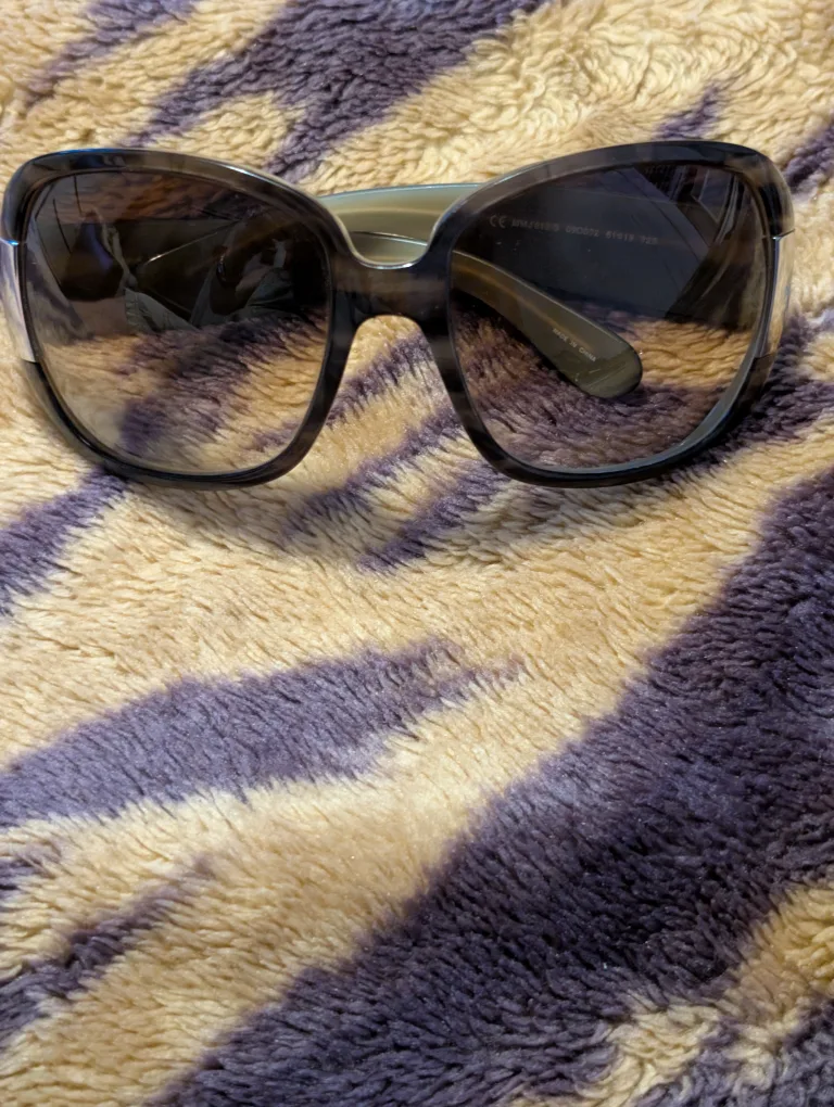 Marc Jacobs Sunglasses thumbnail