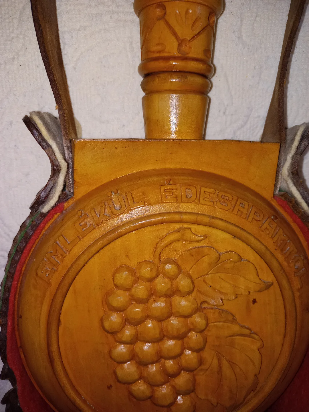 Unique Vintage 1975 Hand Carved Canteen / Flask ( Kulacs ) image indicator(4)