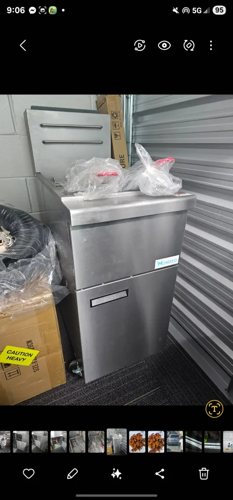deep fryer w/baskets/cleaning stick/tssa certified thumbnail