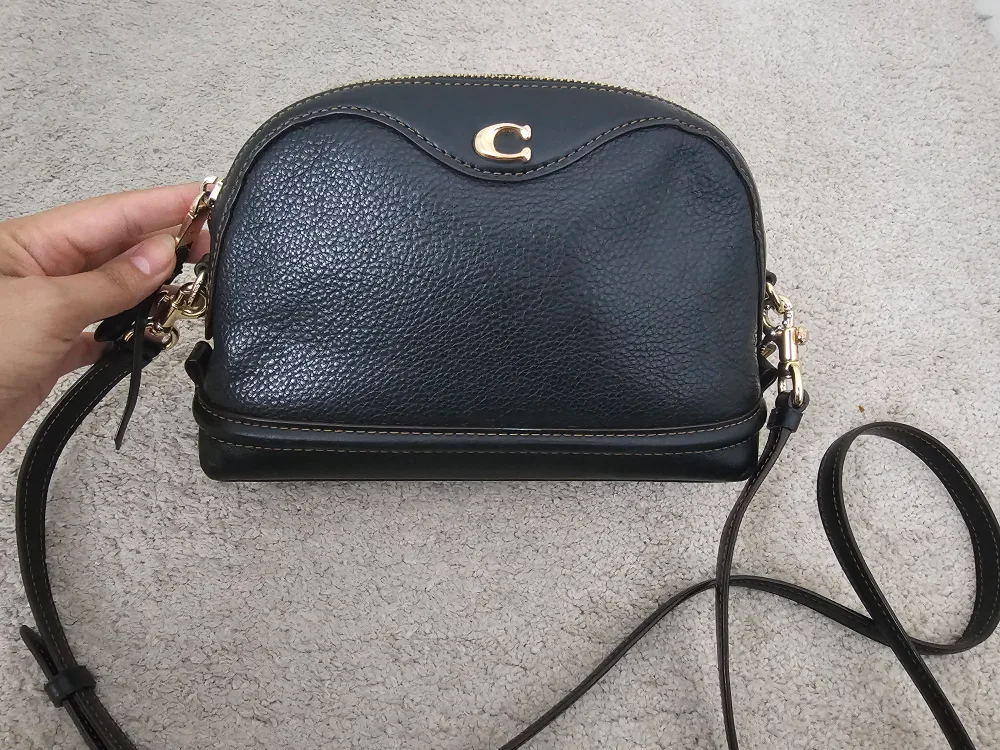 Authentic Coach Black Leather Crossbody Bag thumbnail