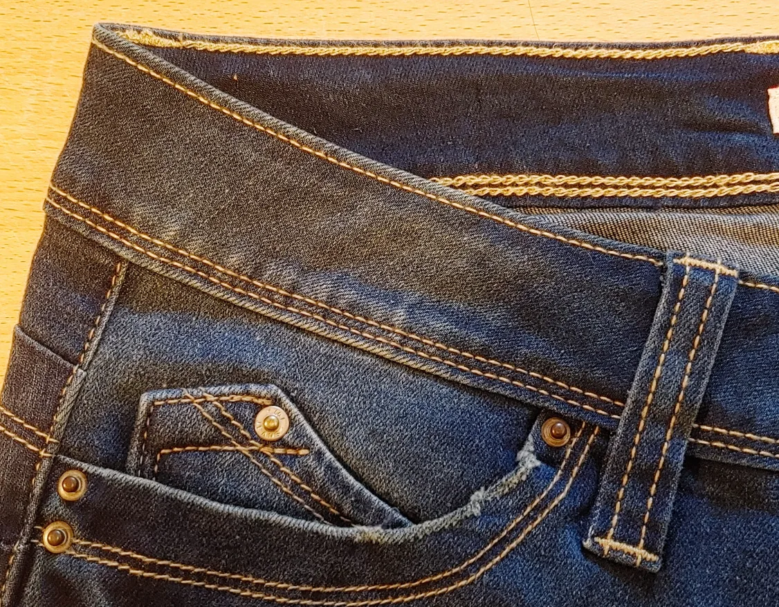 YMI Wanna Betta Butt Ankle Jeans image indicator(4)