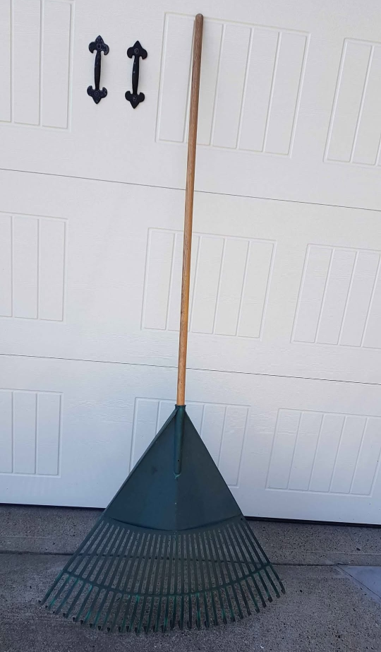 Fan Rake