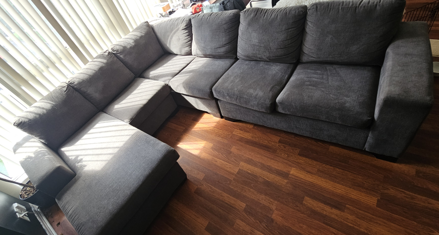 Leon's Sectional Sofa - Grey - photo 3