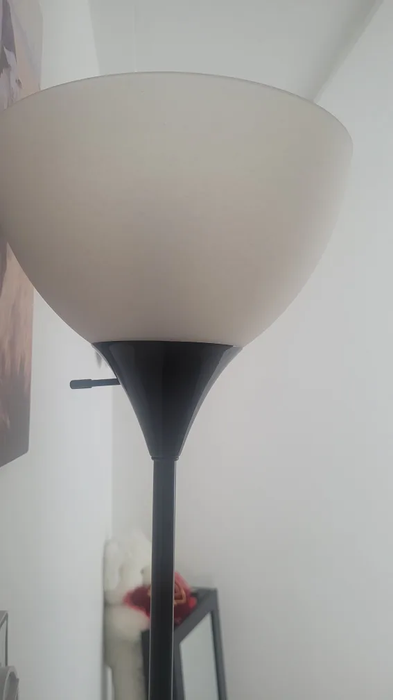 Floor Lamp thumbnail