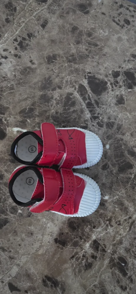 Red Baby/Toddler Sandals - Size 16 image indicator(2)