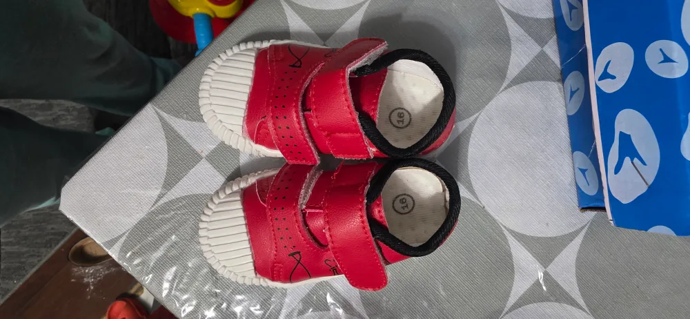 Red Baby/Toddler Sandals - Size 16 image indicator(5)