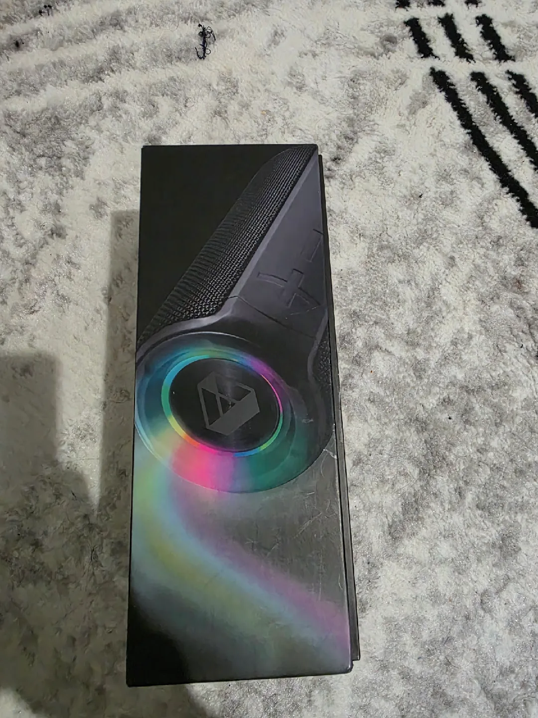 Glow beats speaker image indicator(2)