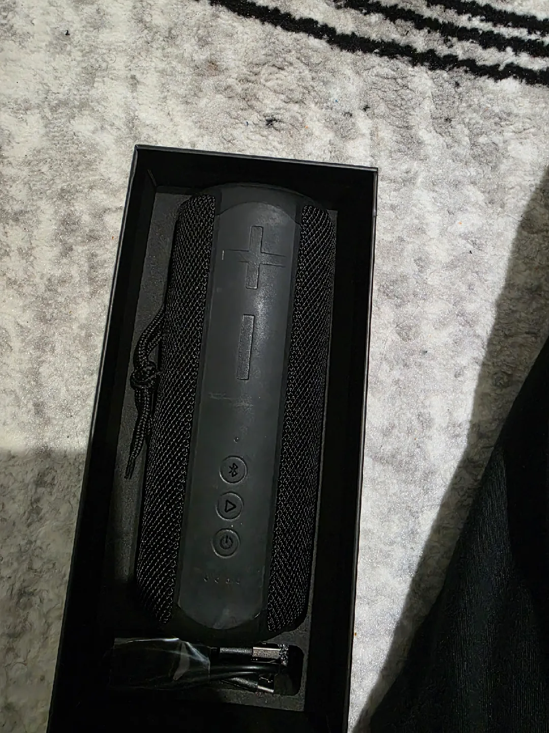 Glow beats speaker image indicator(6)