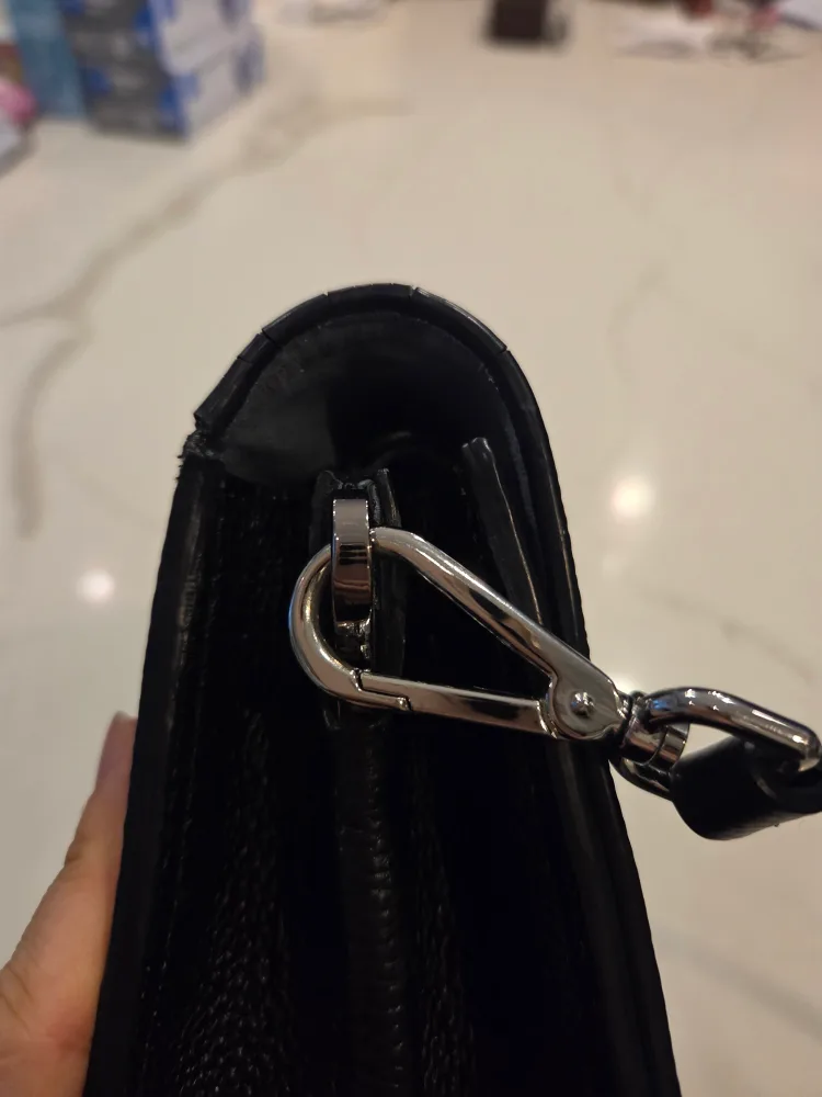 Prada Black Leather Crossbody / shoulder Bag image indicator(9)