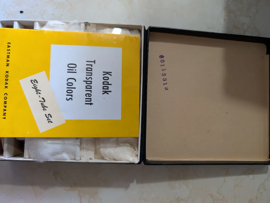 Kodak Transparent Oil Colors Eight-Tube Set image indicator(3)