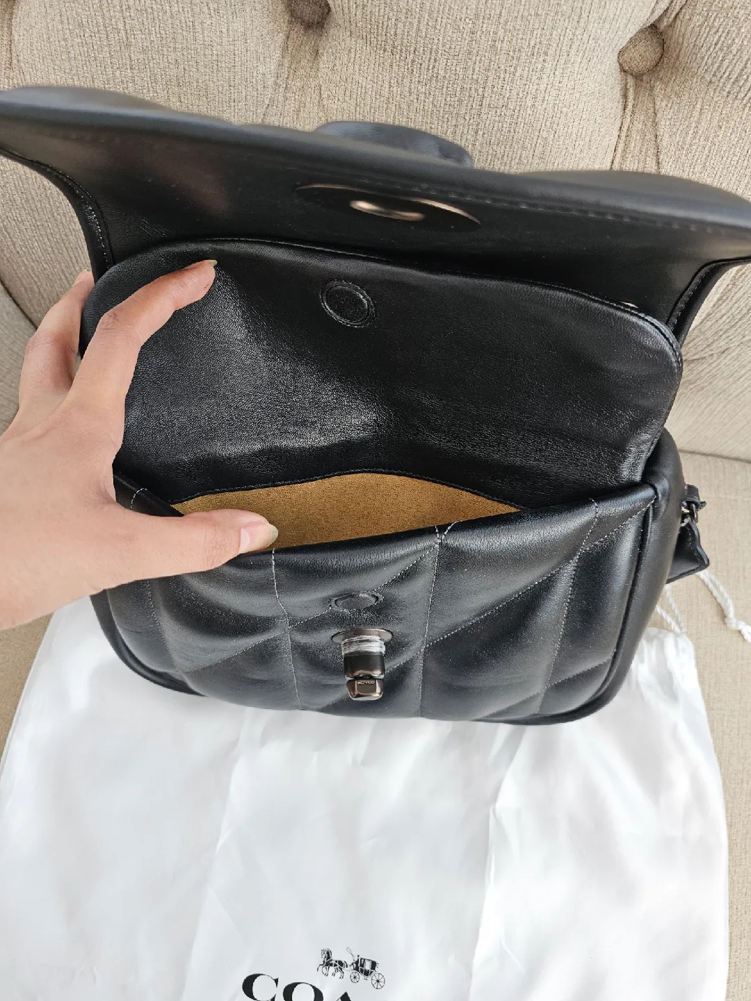 Authentic Coach Pillow Madison Bag image indicator(7)