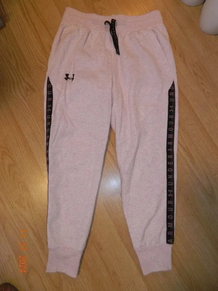 womens Under Armour Pink Fleece hi rise Joggers - Size M thumbnail