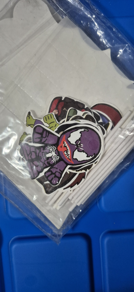 Marvel Avengers Birthday Party Supplies - photo 2