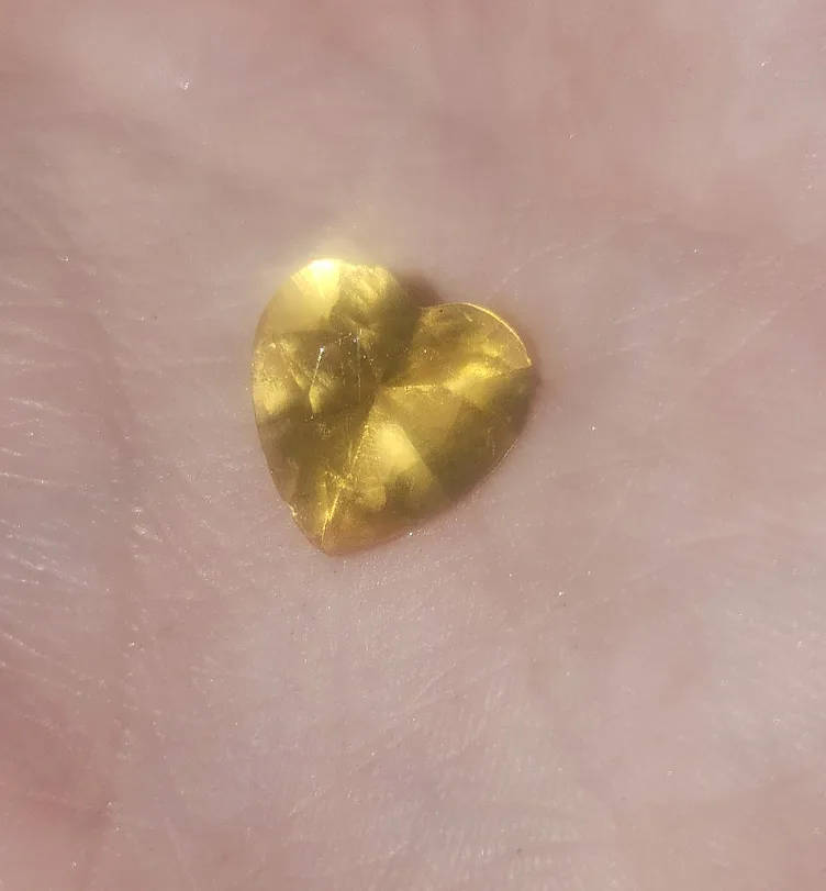 Gold Heart-Shaped Gemstone thumbnail