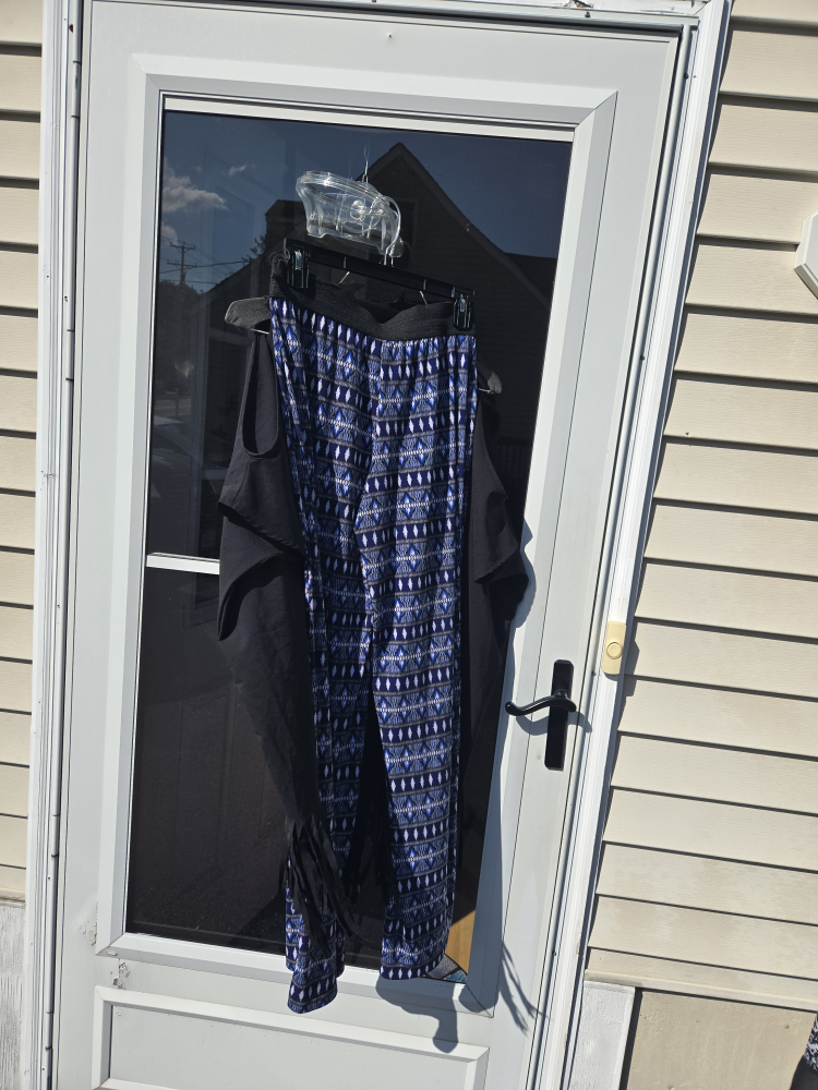Printed Palazzo Pants & Black Tank Top Set - photo 2