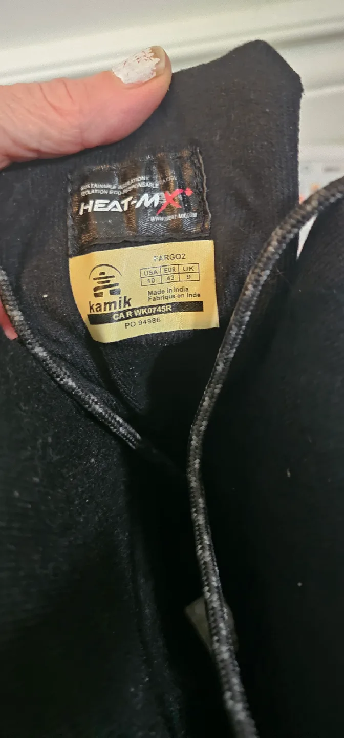 Kamik Fargo2 Black Winter Boots - Size 10 image indicator(2)