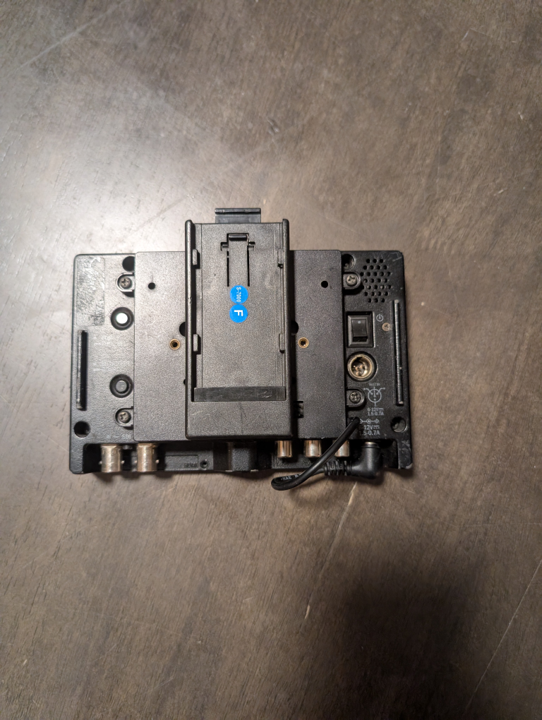 TVLogic VFM-056W Monitor - photo 2