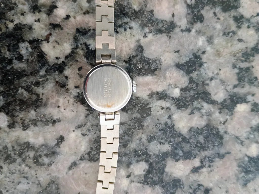 Robin Watch Vintage Ladies Wristwatch image indicator(3)