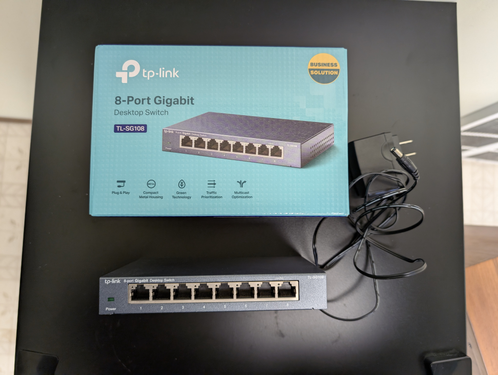 TP-Link 8-Port Gigabit Desktop Switch TL-SG108