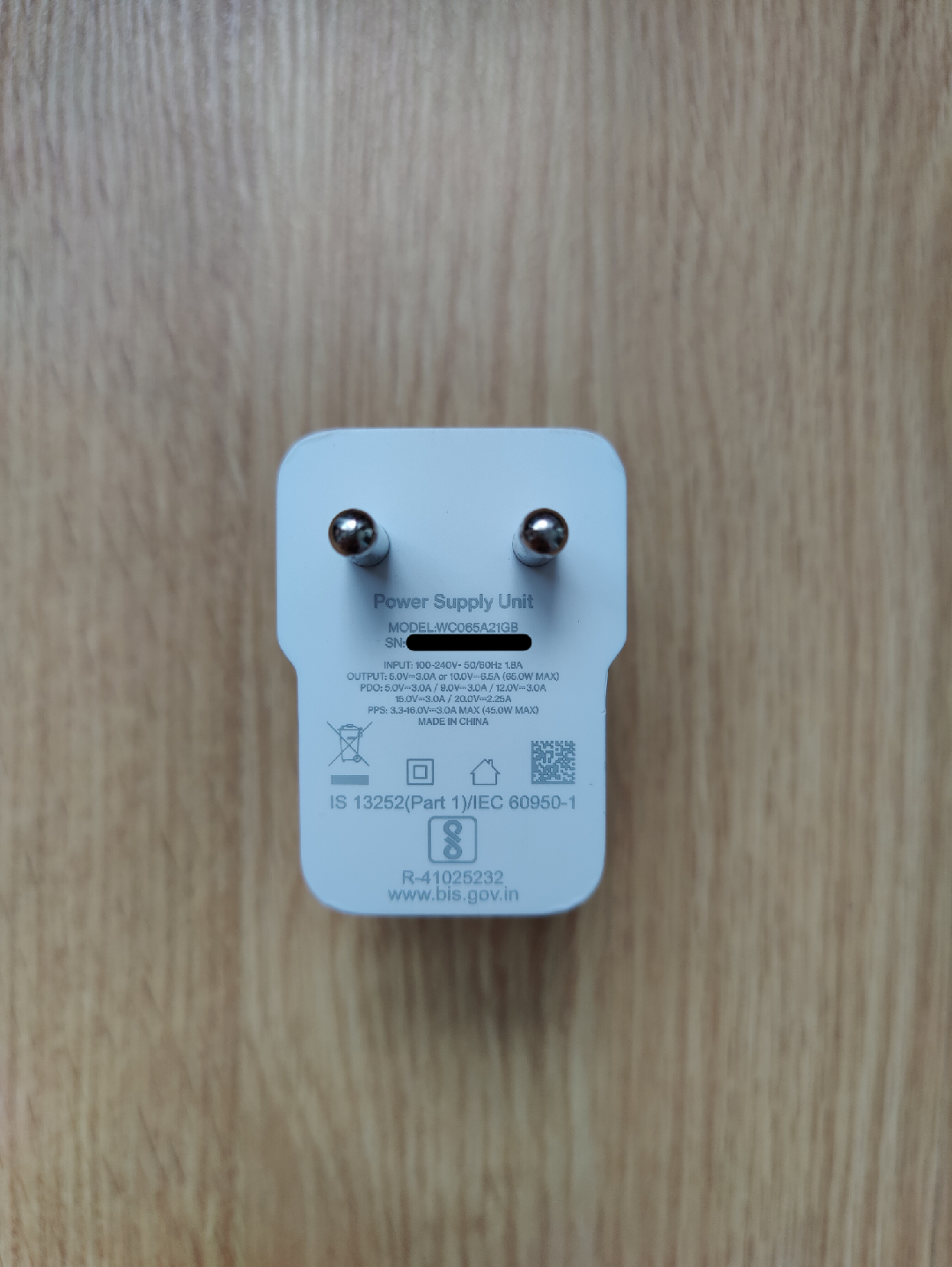 OnePlus 65W Warp Charger/Power Adapter - photo 3