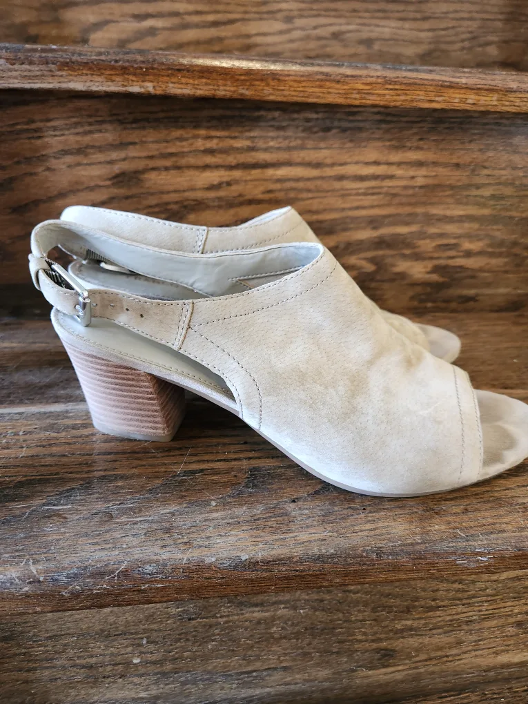 Franco Sarto Beige Suede Heels - Size 10 thumbnail