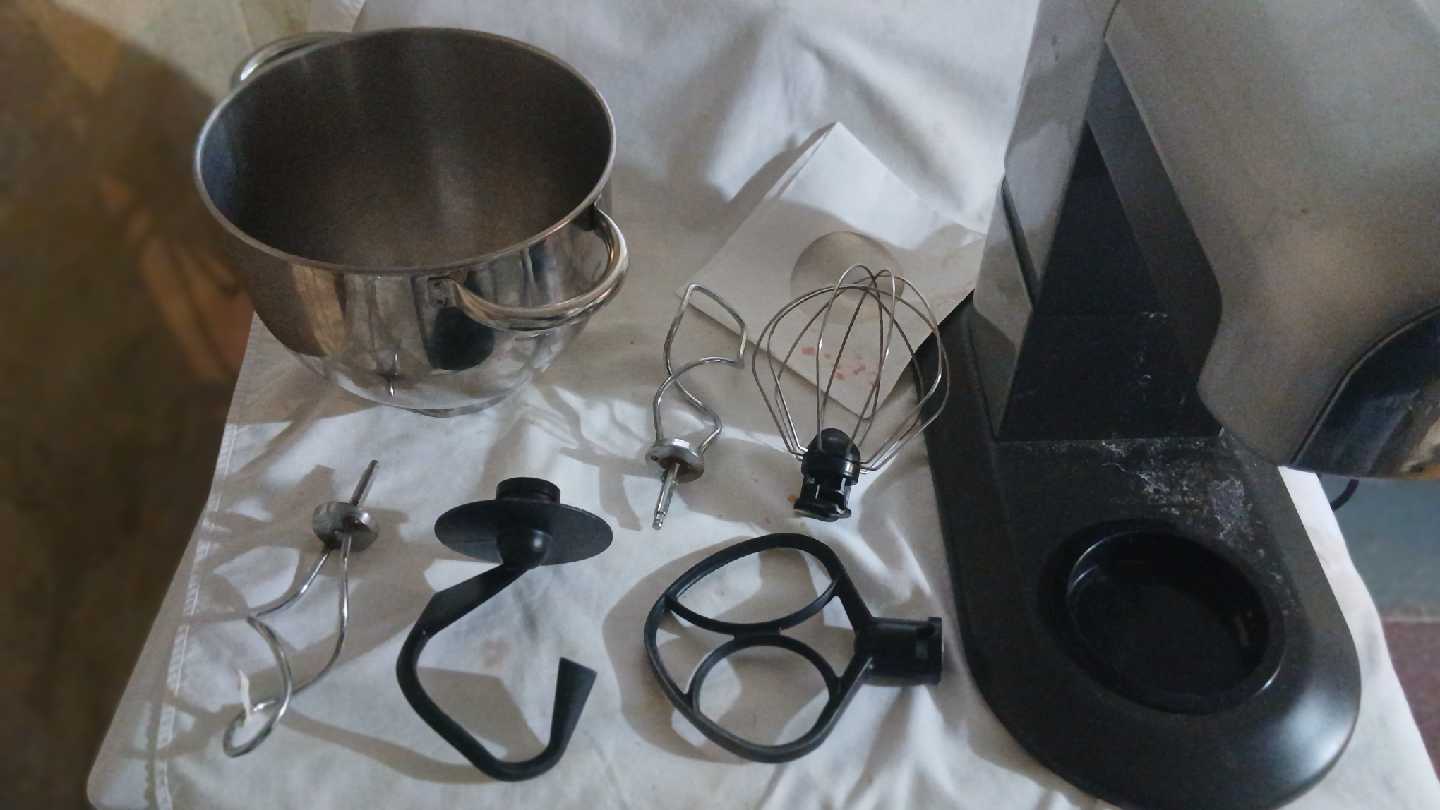 Morphy Richards Stand Mixer