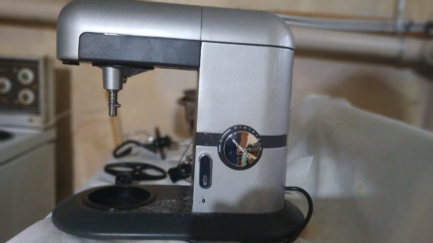 Morphy Richards Stand Mixer - photo 2