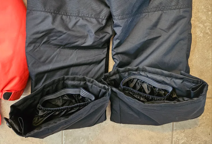 OshKosh Snowsuit - Youth Size 10 image indicator(6)