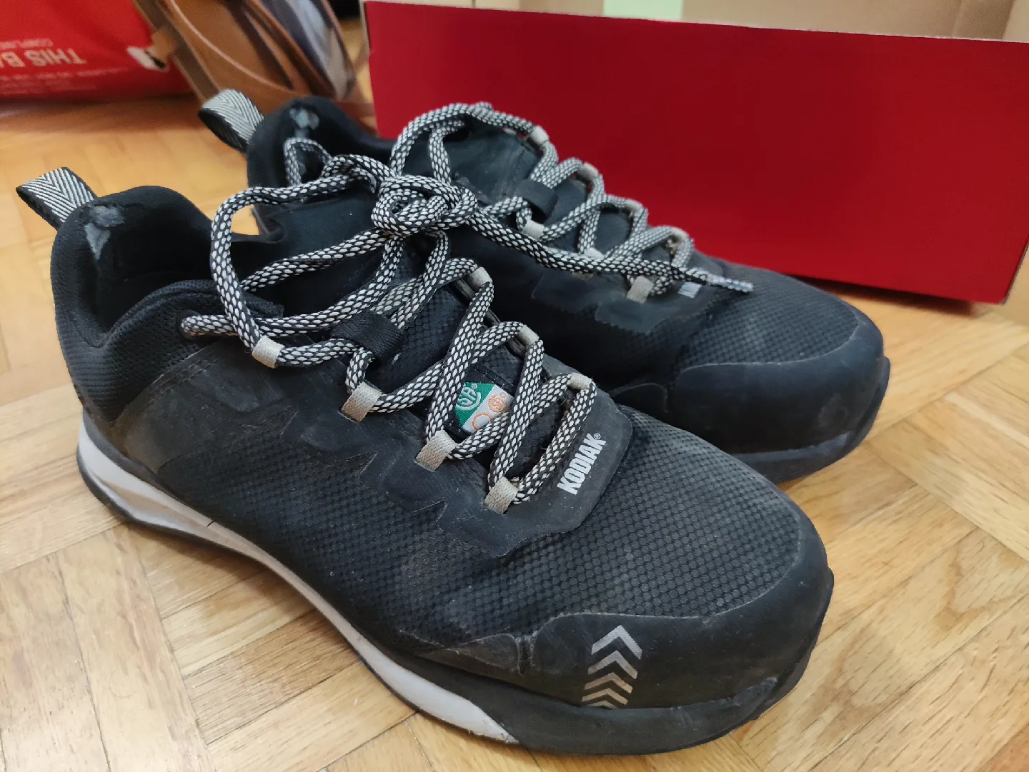 Kodiak Black Safety shoes image indicator(2)