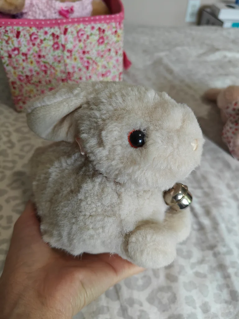 Kawaii Plush Toy Bundle with Pink Box Included 💖🧡 image indicator(5)