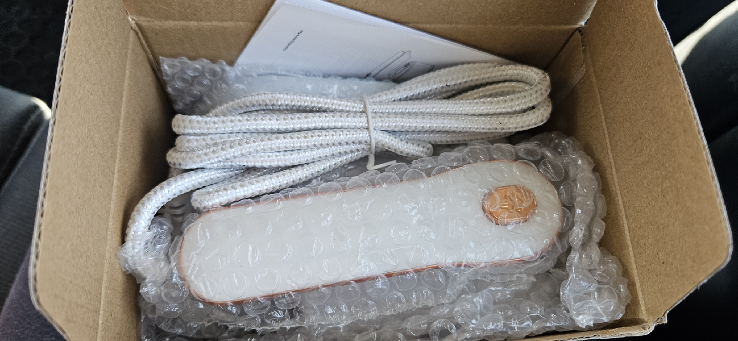 New HX-6198 Steam Iron - photo 2