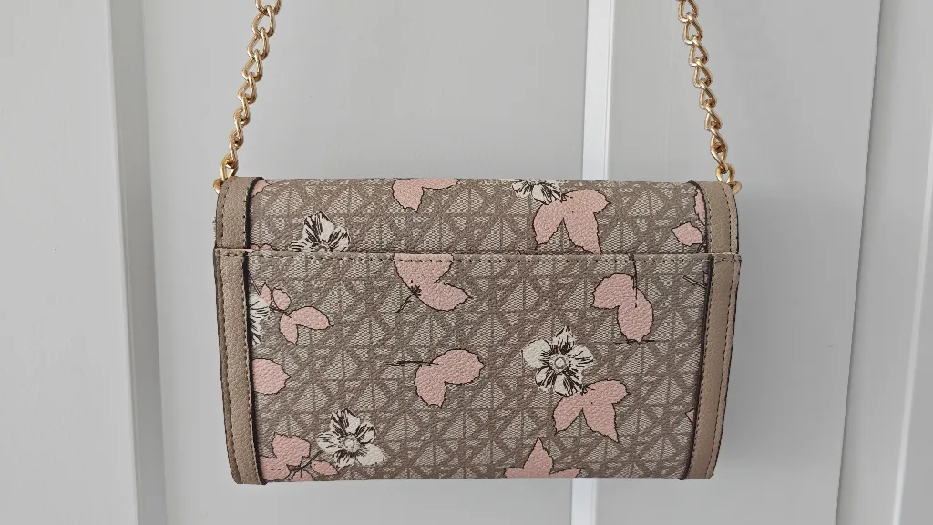 Floral Crossbody Purse 🥕 image indicator(3)