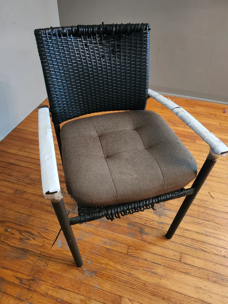 Wicker Outdoor Chair - Brown Cushion 🥕 thumbnail