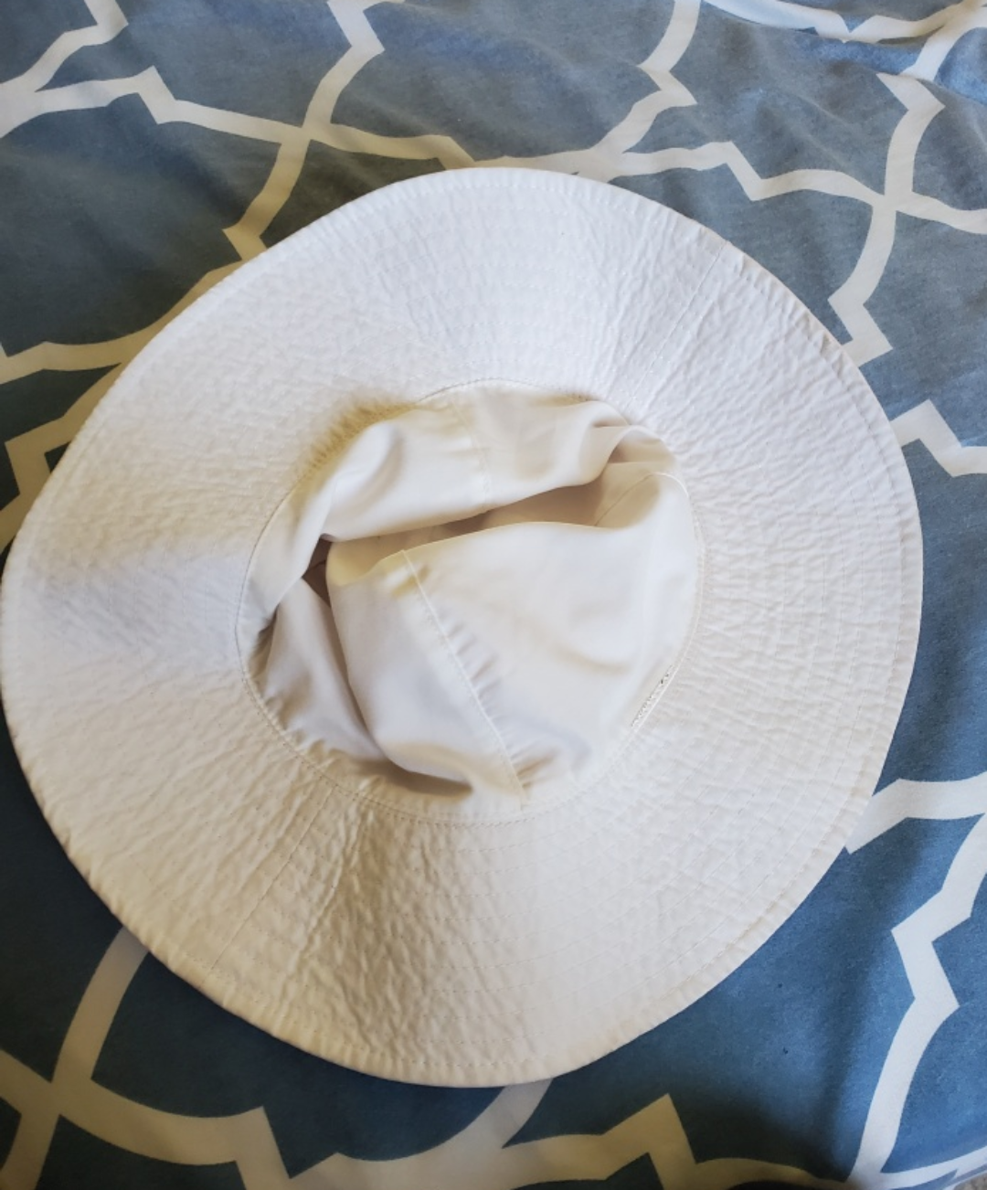 Carter's 2-in-1 reversible, pink & white bucket hat, sun hat - photo 4