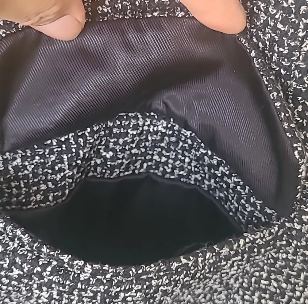 Zara Tweed Blazer - Size XS image indicator(3)