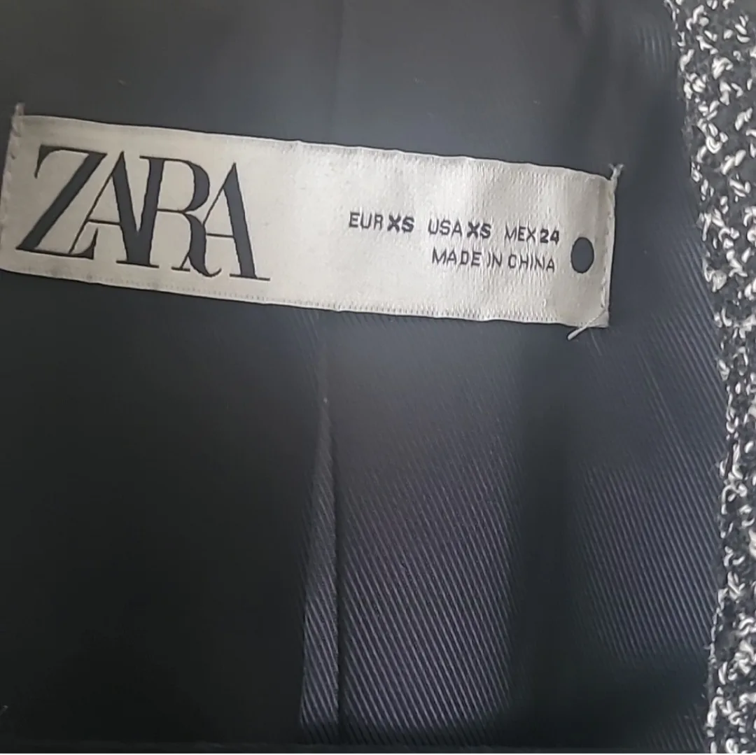 Zara Tweed Blazer - Size XS image indicator(4)