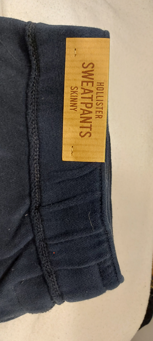 Hollister Skinny Sweatpants - Size M - photo 3