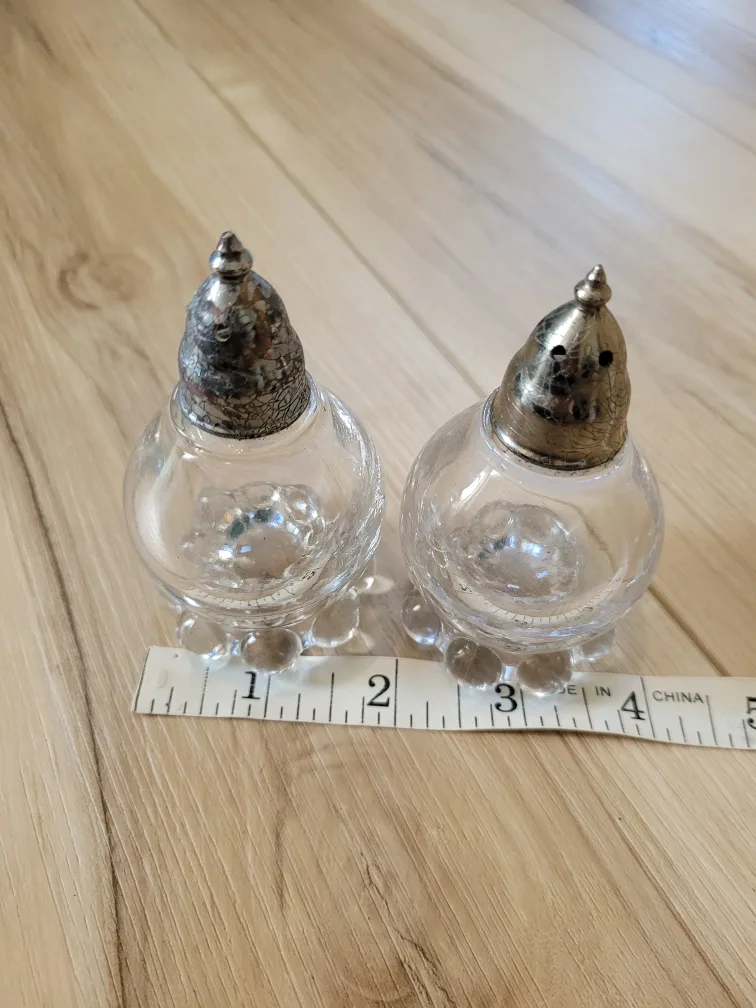 Vintage 1950's Boopie Glass Salt & Pepper Shakers image indicator(6)