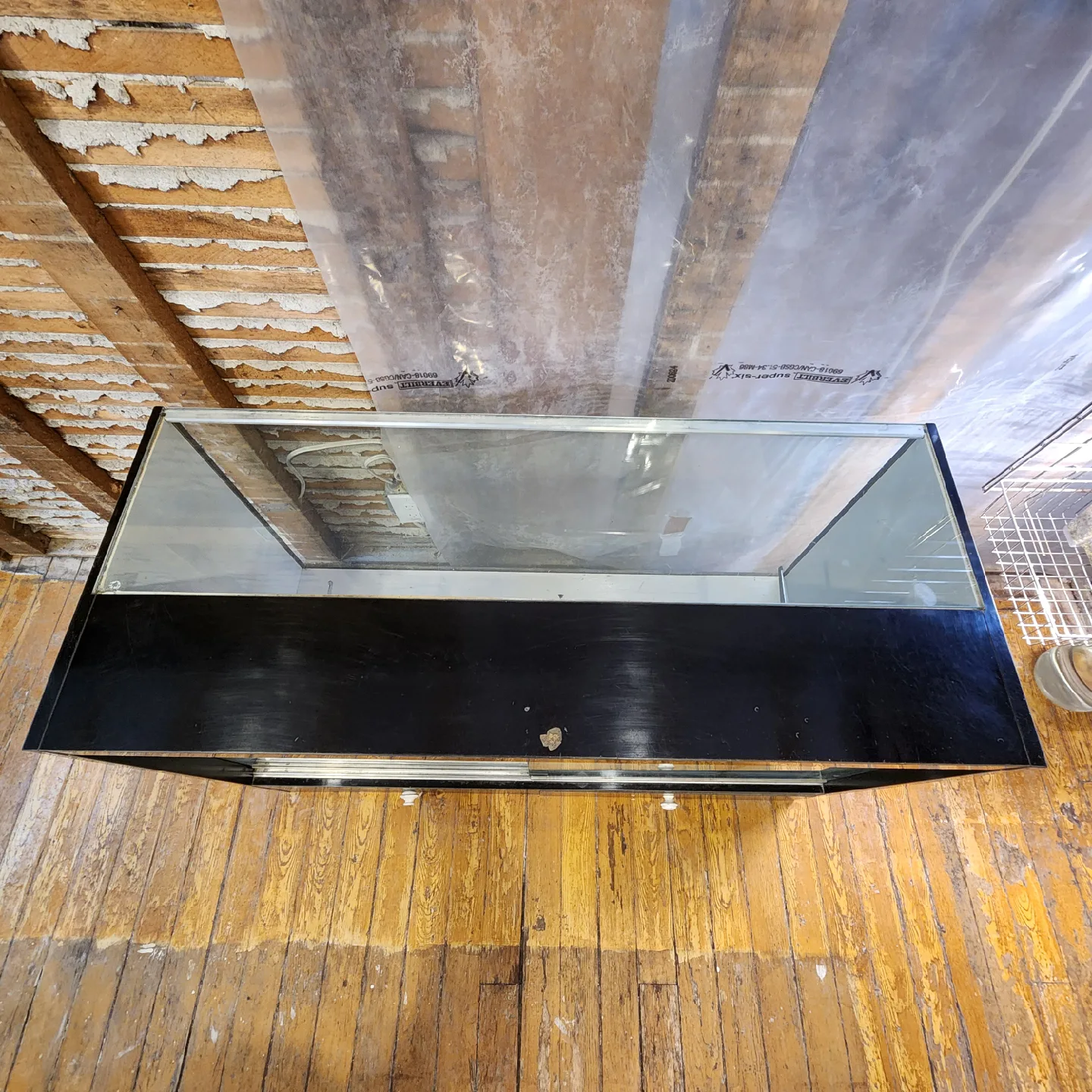 🥕FREE Display Cabinet - LOCATION in description image indicator(3)