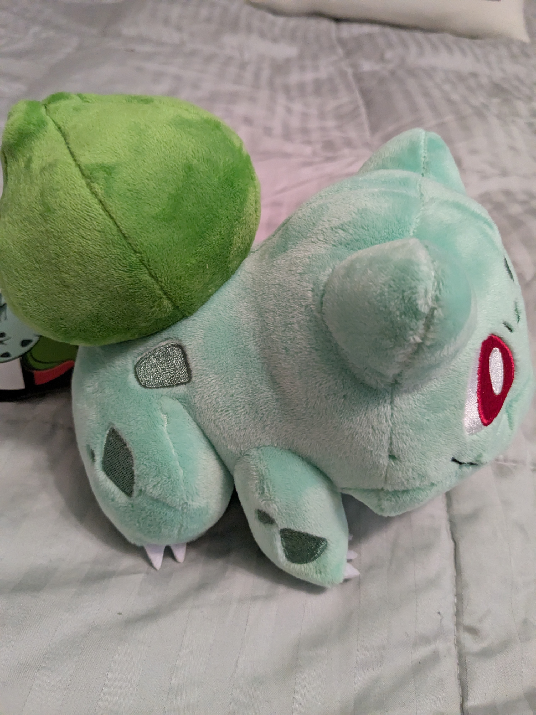 Pokémon Bulbasaur Plush - photo 3