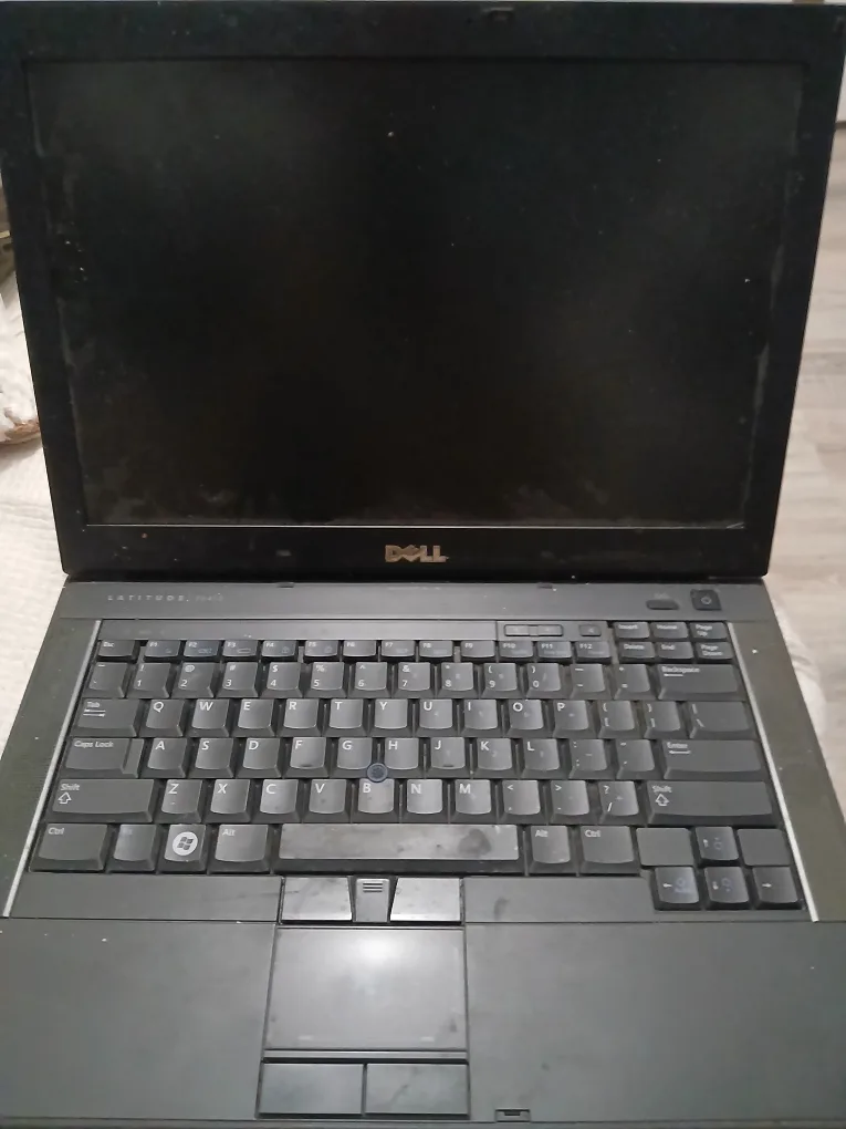 Dell Latitude E6410 Laptop image indicator(2)